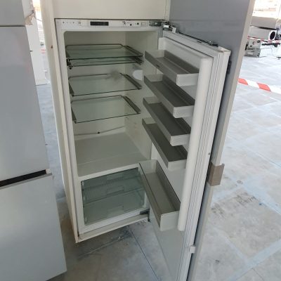 Kitchen Equipment - Integrated Fridge with Freezer Compartment