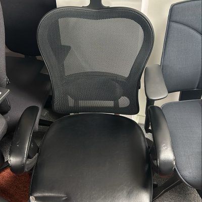 Swivel Chair In Black With Headrest