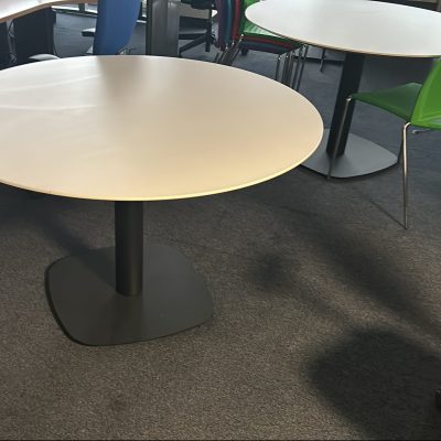 Round Table in White & Black - 120cm W
