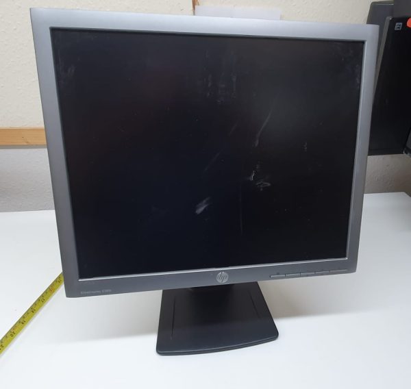 PC Monitors - HP 18"